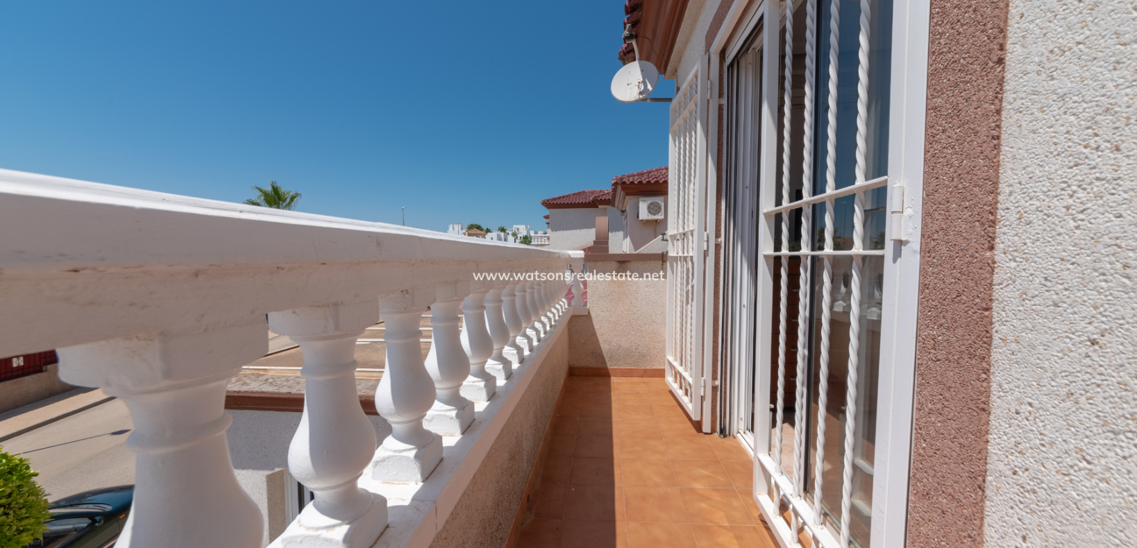Resale - Quad - Urb. La Marina