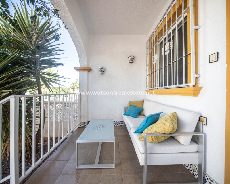 Resale - Quad - Urb. La Marina