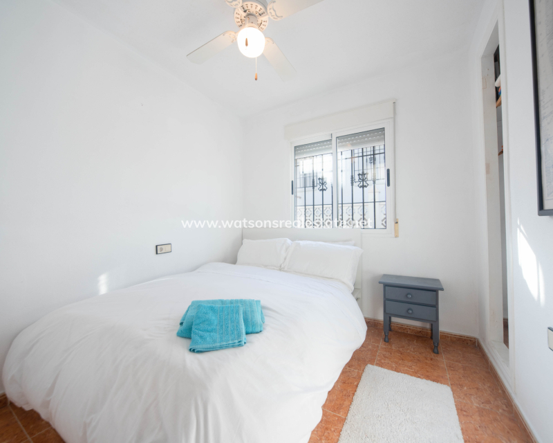 Resale - Quad - Urb. La Marina