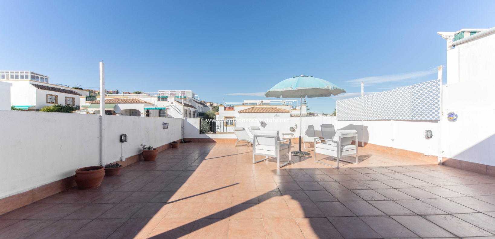Resale - Quad - Urb. La Marina
