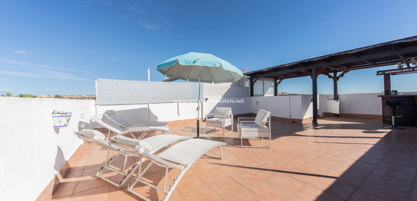 Resale - Quad - Urb. La Marina