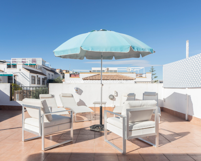 Resale - Quad - Urb. La Marina