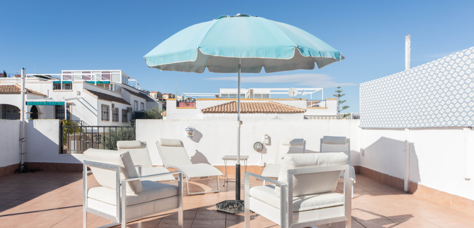 Resale - Quad - Urb. La Marina