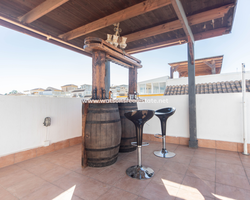 Resale - Quad - Urb. La Marina