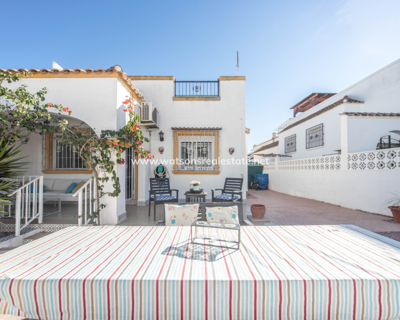 Resale - Quad - Urb. La Marina