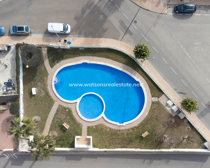 Resale - Quad - Urb. La Marina