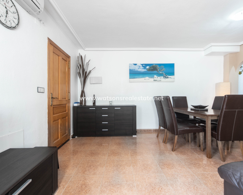 Resale - Quad - Urb. La Marina