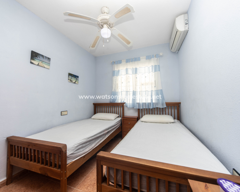 Resale - Quad - Urb. La Marina