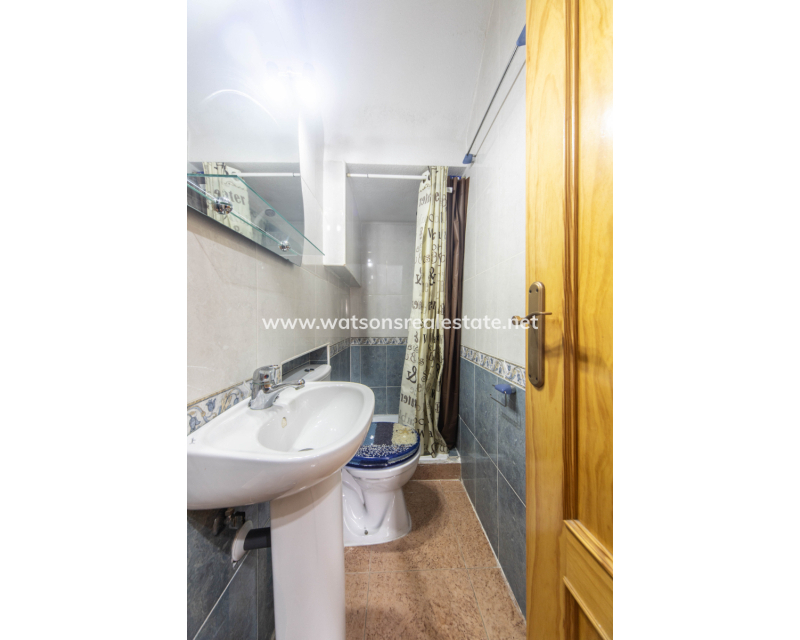 Resale - Quad - Urb. La Marina