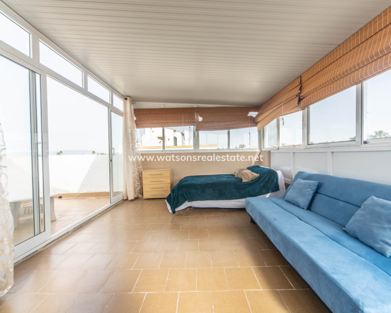 Resale - Quad - Urb. La Marina