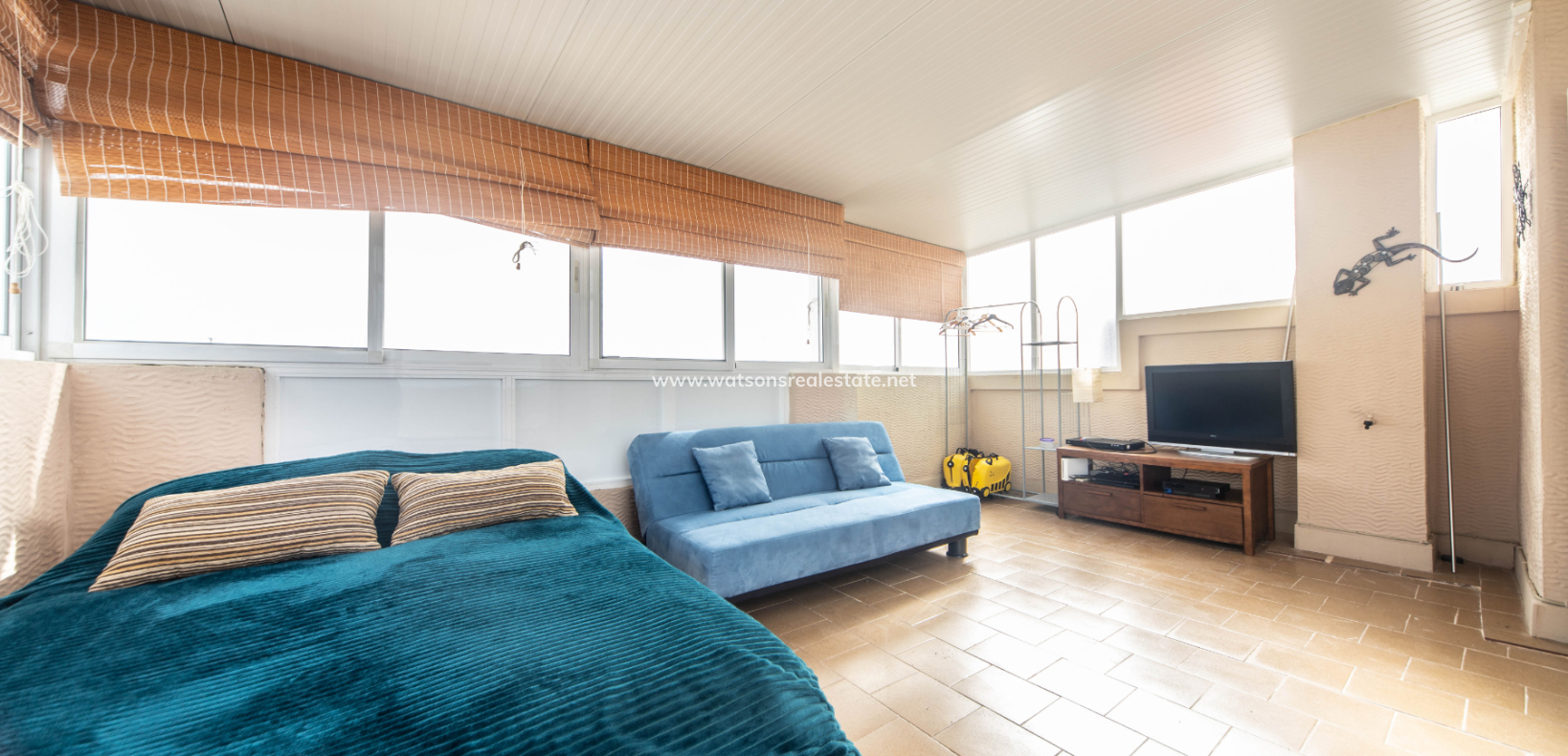 Resale - Quad - Urb. La Marina