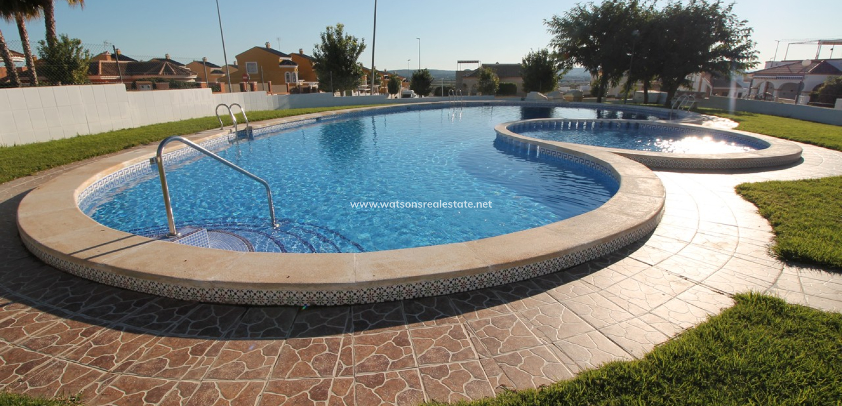 Resale - Quad - Urb. La Marina