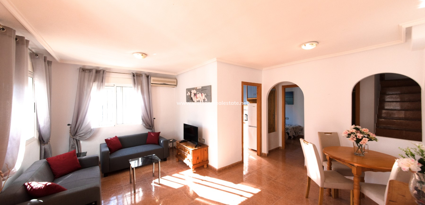 Resale - Quad - Urb. La Marina