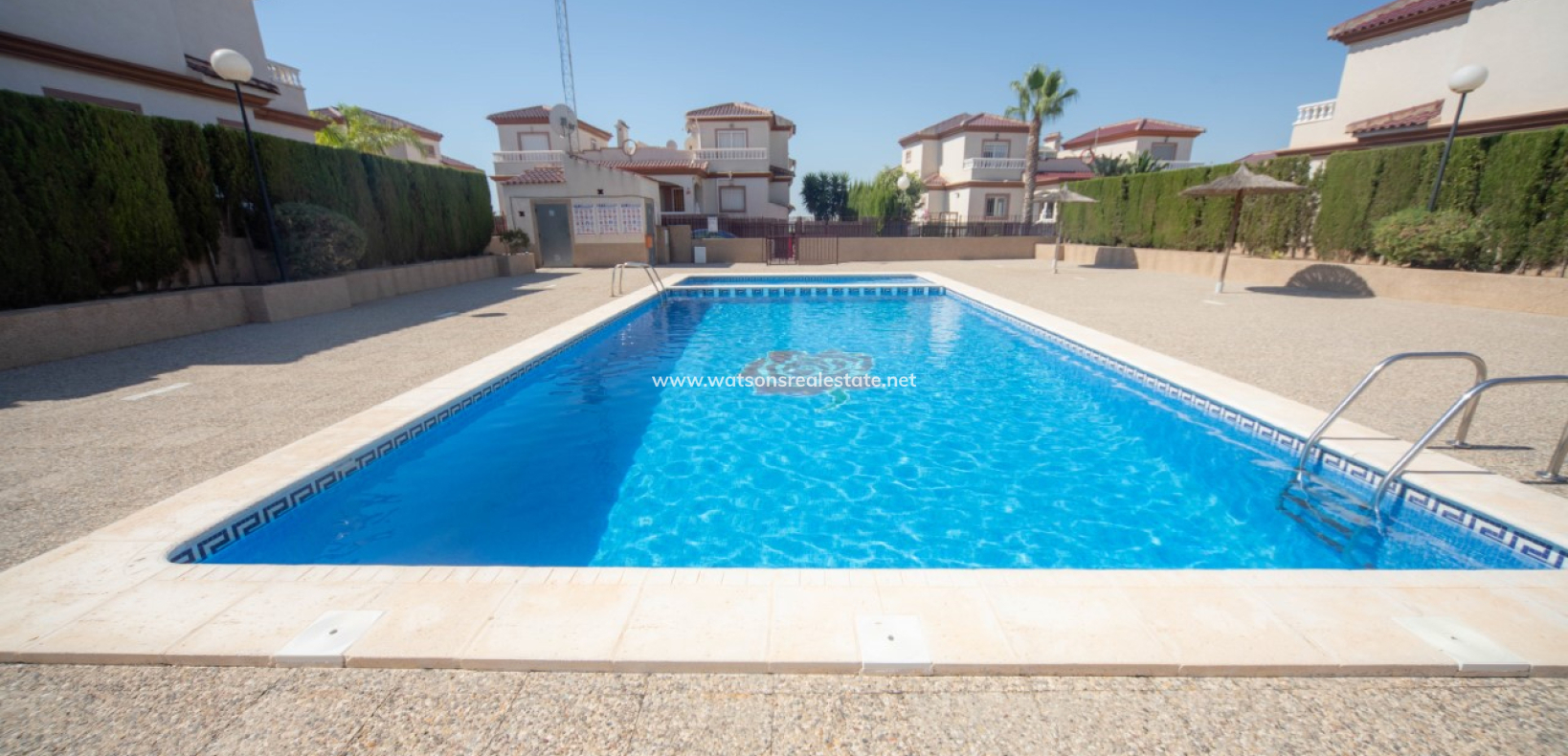 Resale - Quad - Urb. La Marina