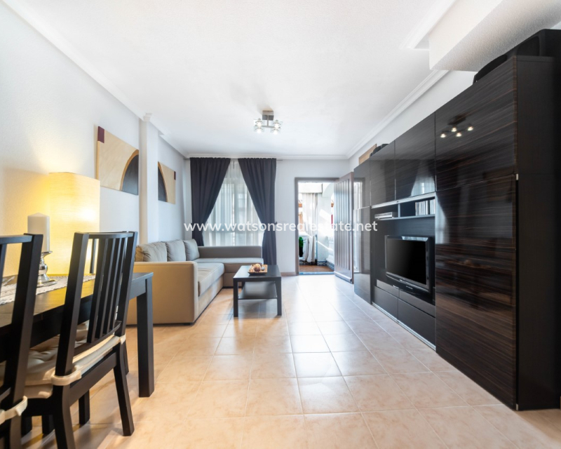 Resale - Quad - Urb. La Marina