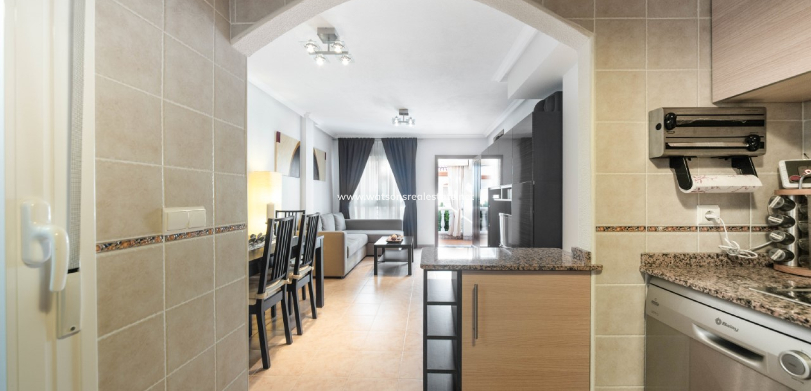 Resale - Quad - Urb. La Marina