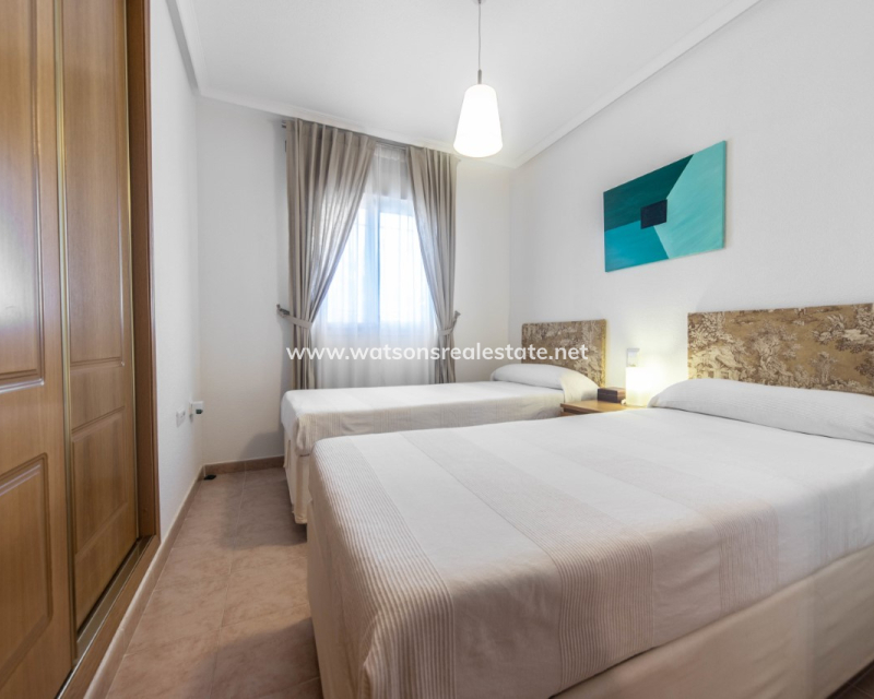 Resale - Quad - Urb. La Marina
