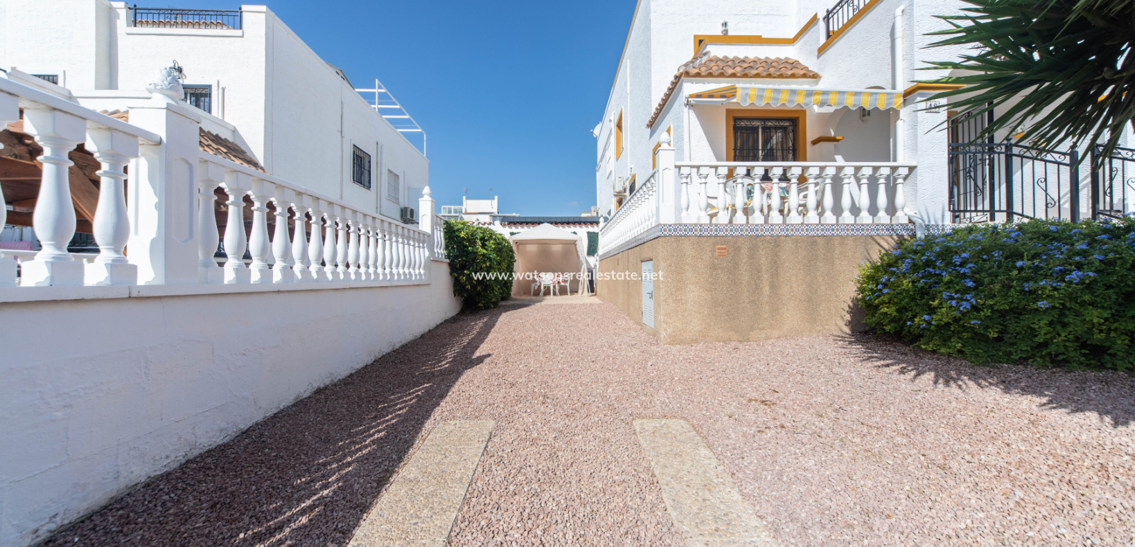 Resale - Quad - Urb. La Marina