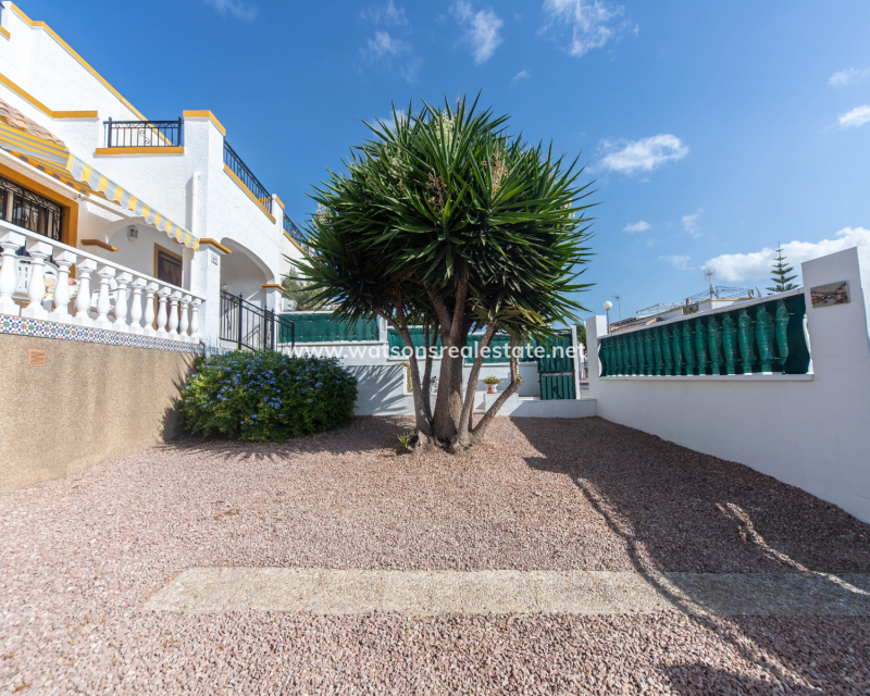 Resale - Quad - Urb. La Marina
