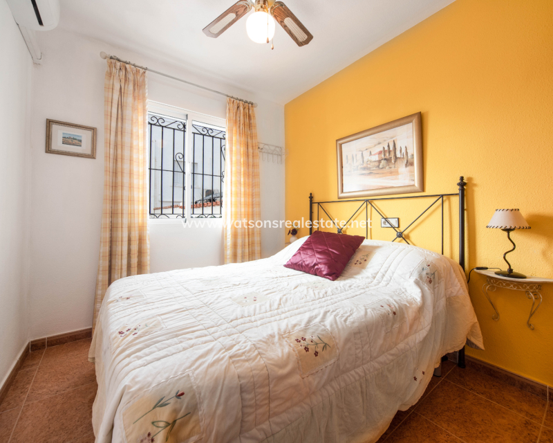 Resale - Quad - Urb. La Marina