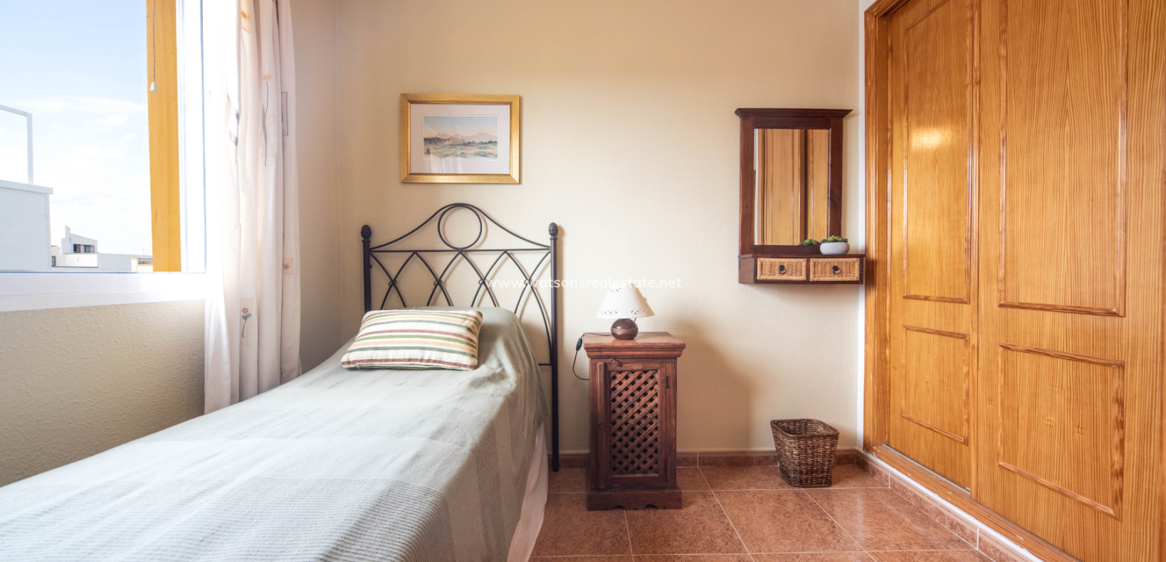 Resale - Quad - Urb. La Marina