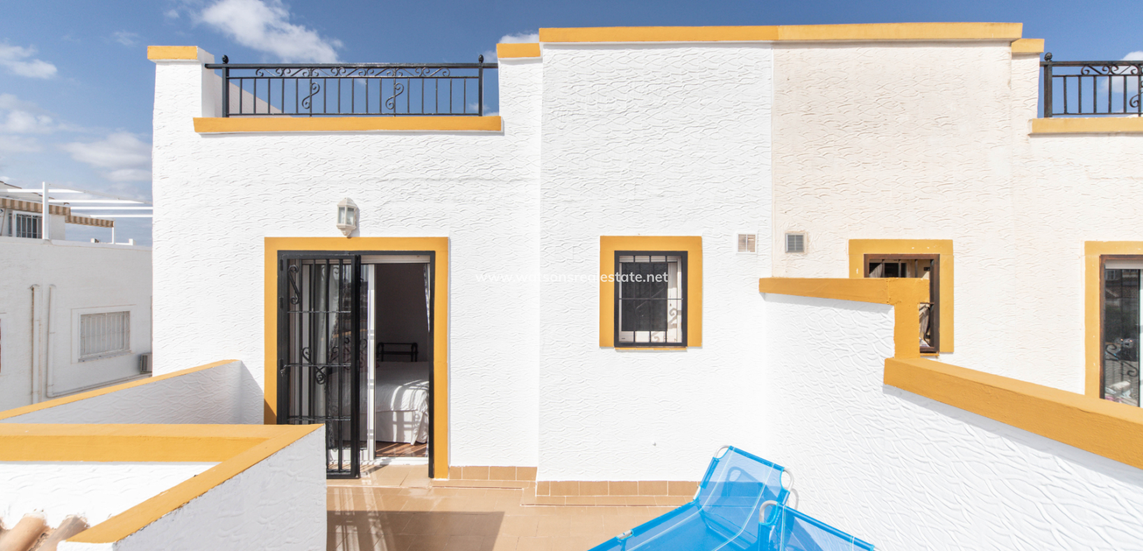 Resale - Quad - Urb. La Marina
