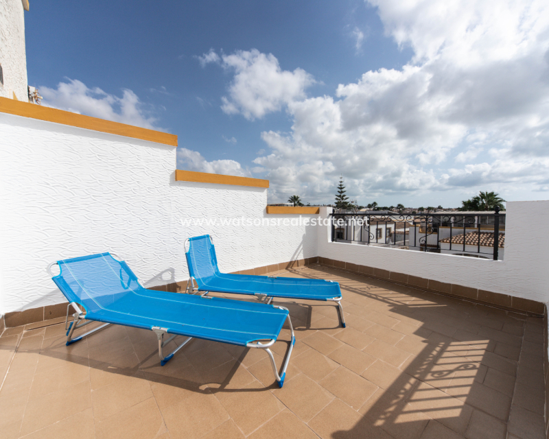 Resale - Quad - Urb. La Marina