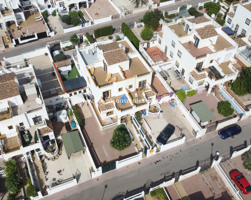 Resale - Quad - Urb. La Marina