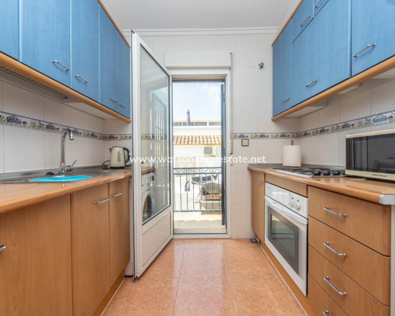Resale - Quad - Urb. La Marina