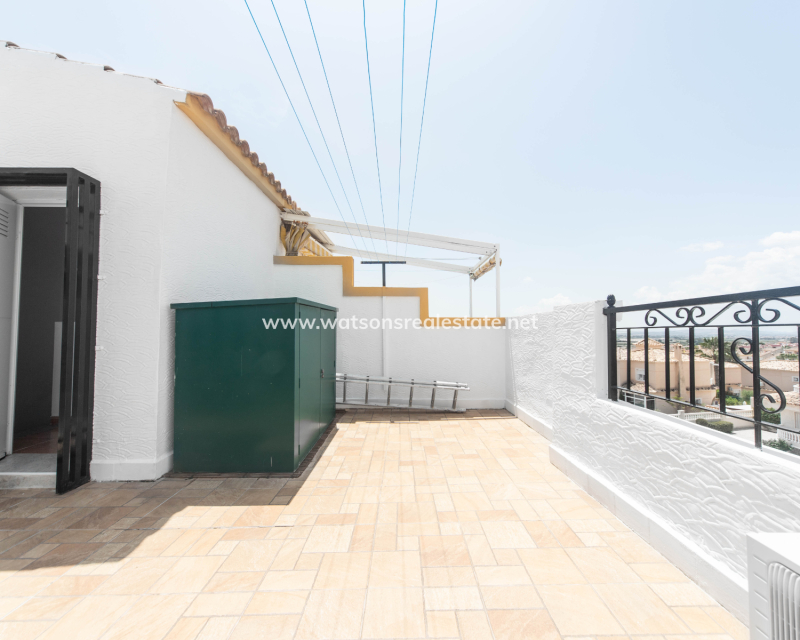 Resale - Quad - Urb. La Marina