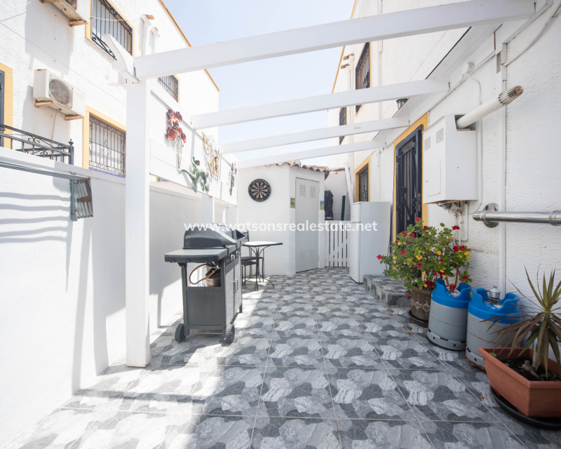 Resale - Quad - Urb. La Marina
