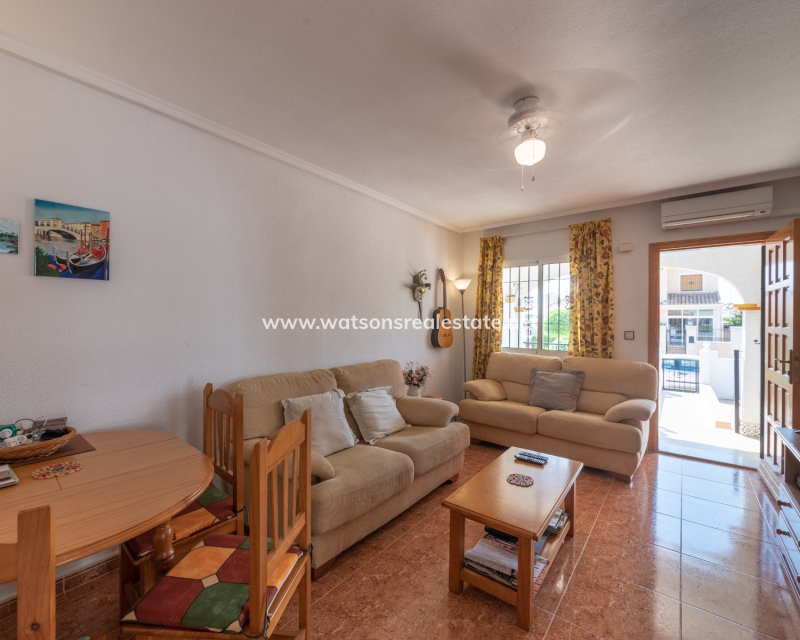 Resale - Quad - Urb. La Marina
