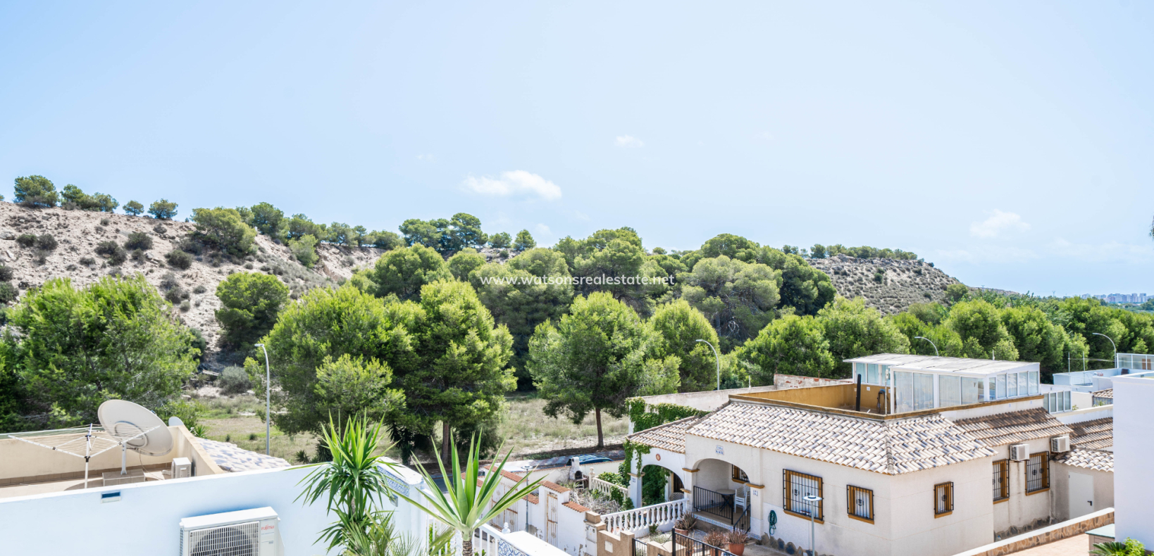 Resale - Quad - Urb. La Marina