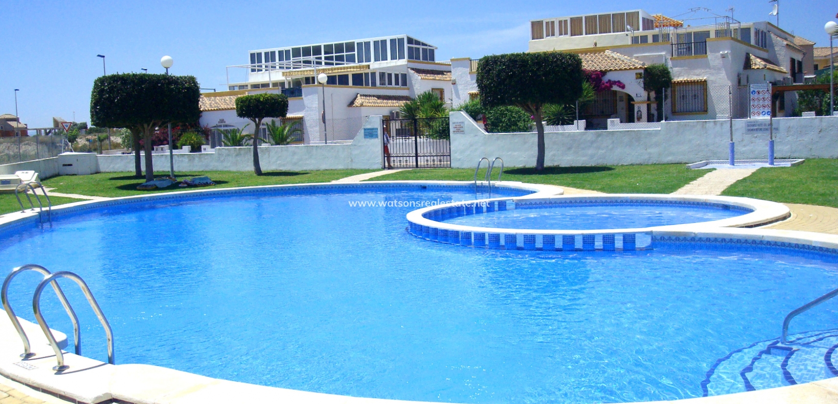 Resale - Quad - Urb. La Marina