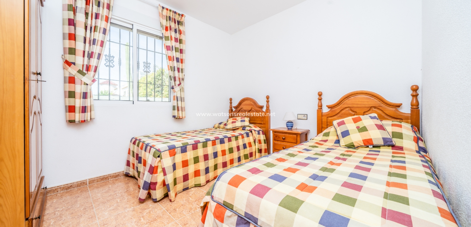 Resale - Quad - Urb. La Marina