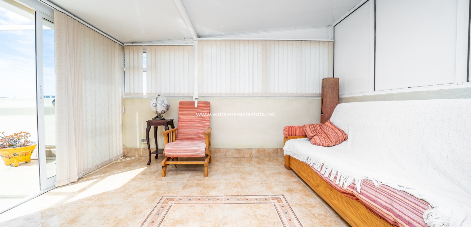 Resale - Quad - Urb. La Marina