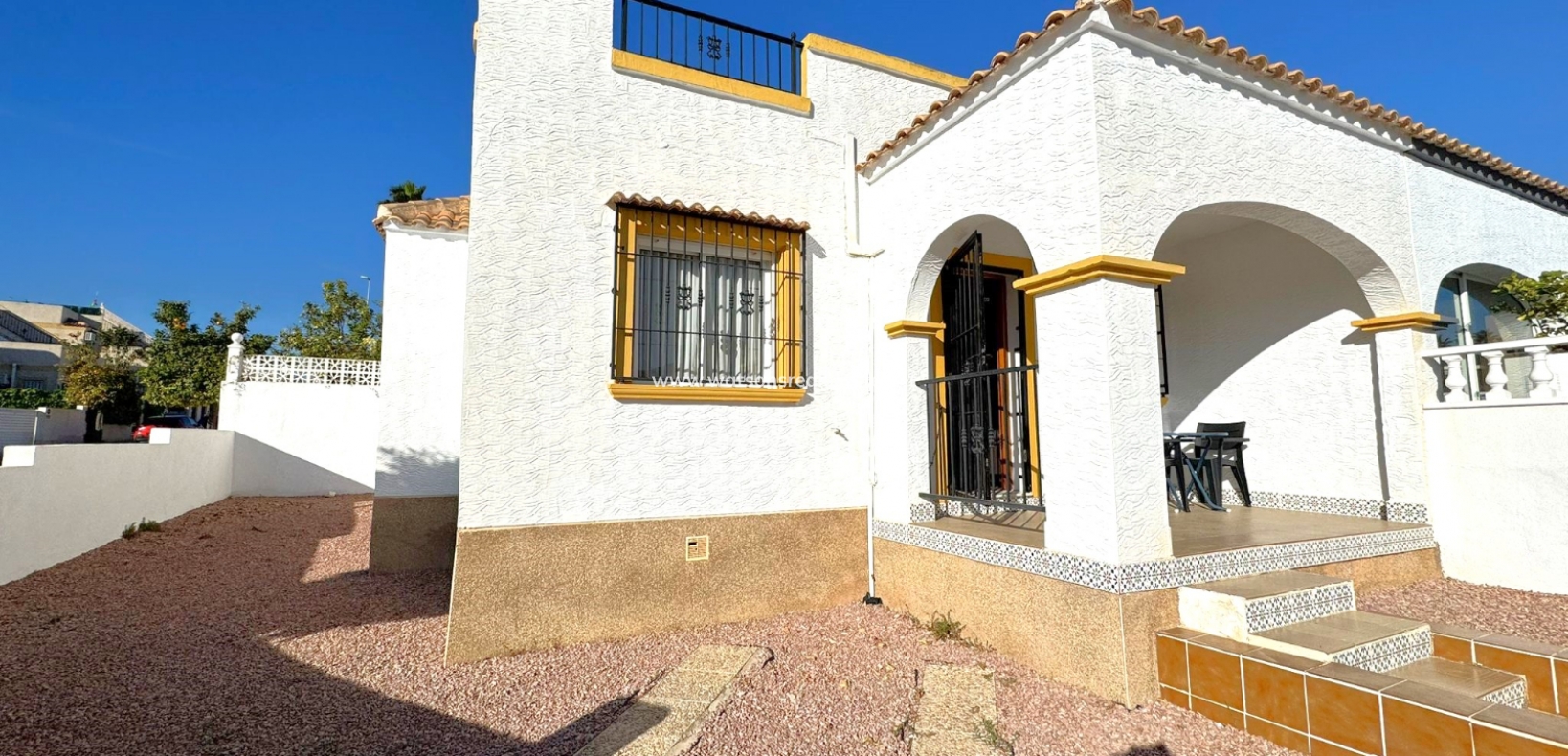 Resale - Quad - Urb. La Marina