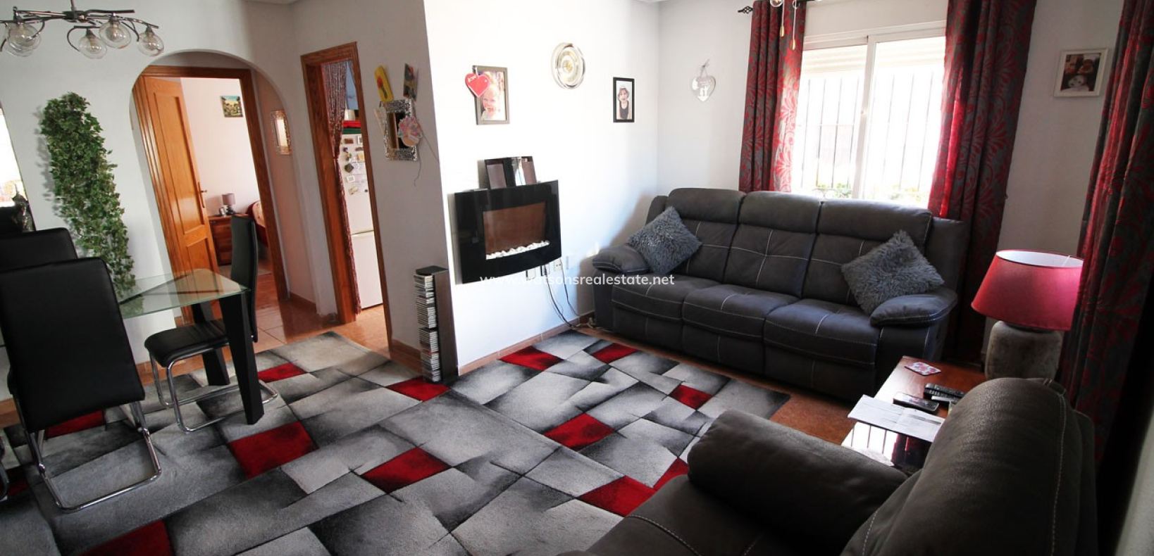 Resale - Quad - Urb. La Marina