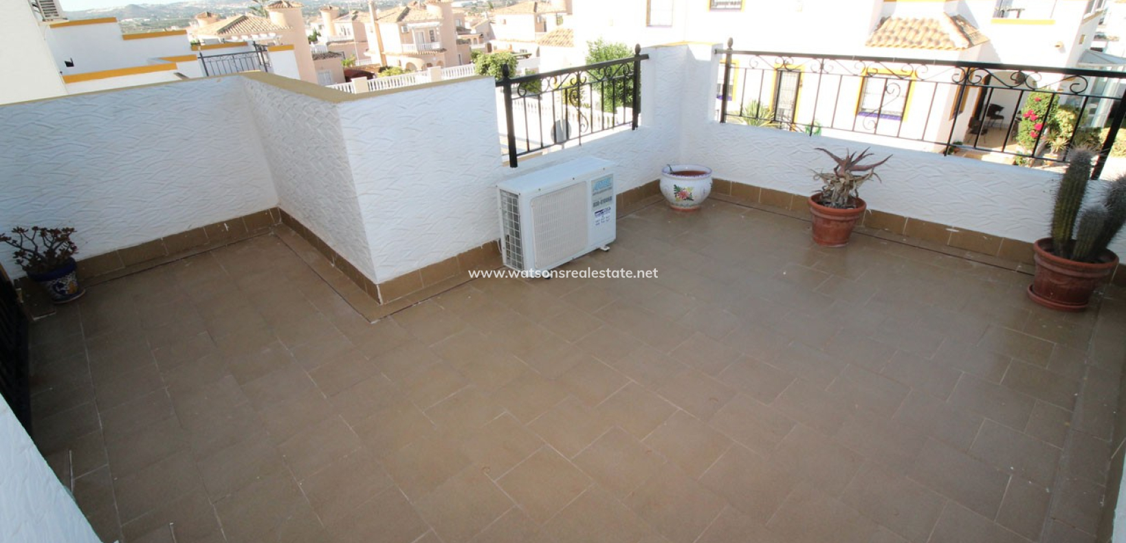 Resale - Quad - Urb. La Marina