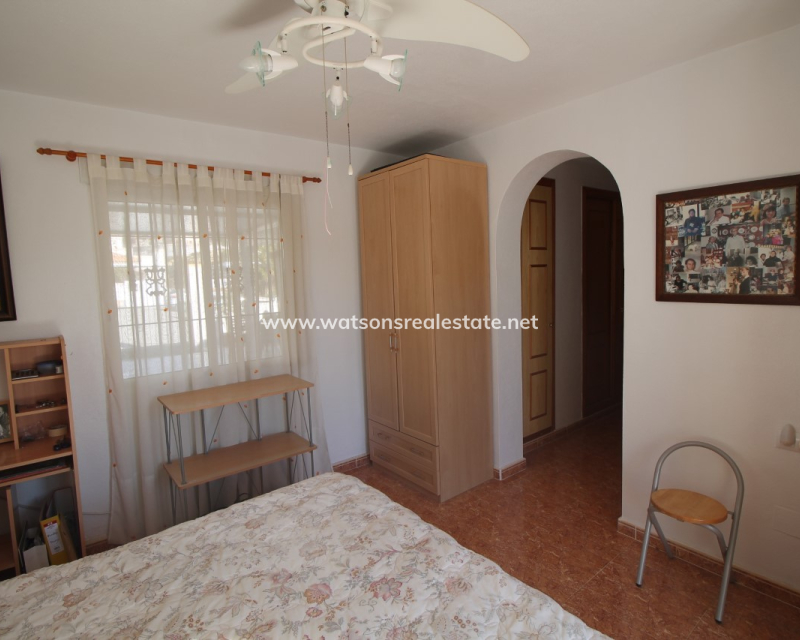 Resale - Quad - Urb. La Marina