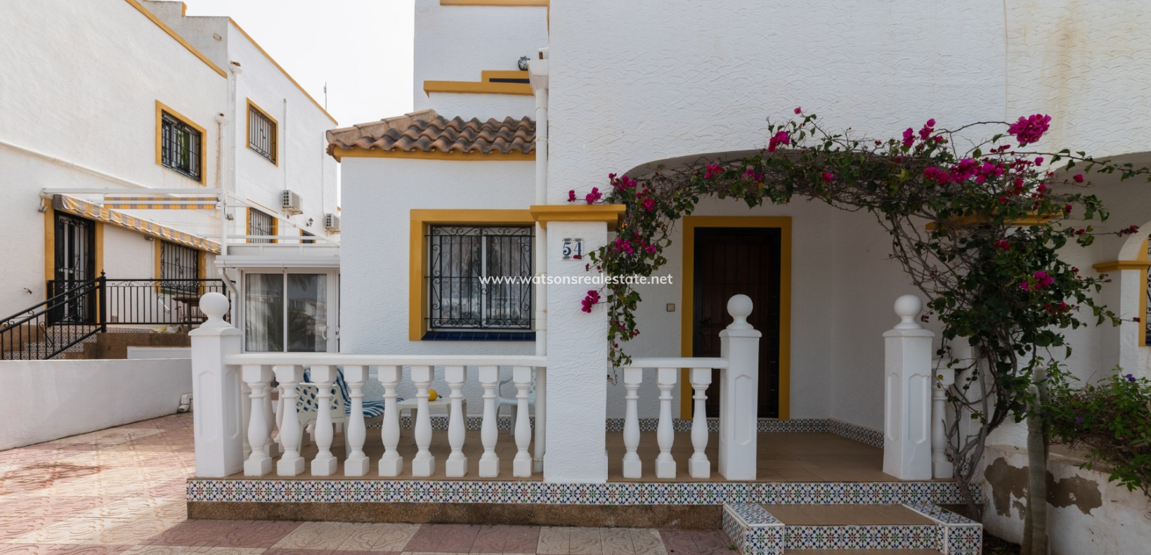 Resale - Quad - Urb. La Marina