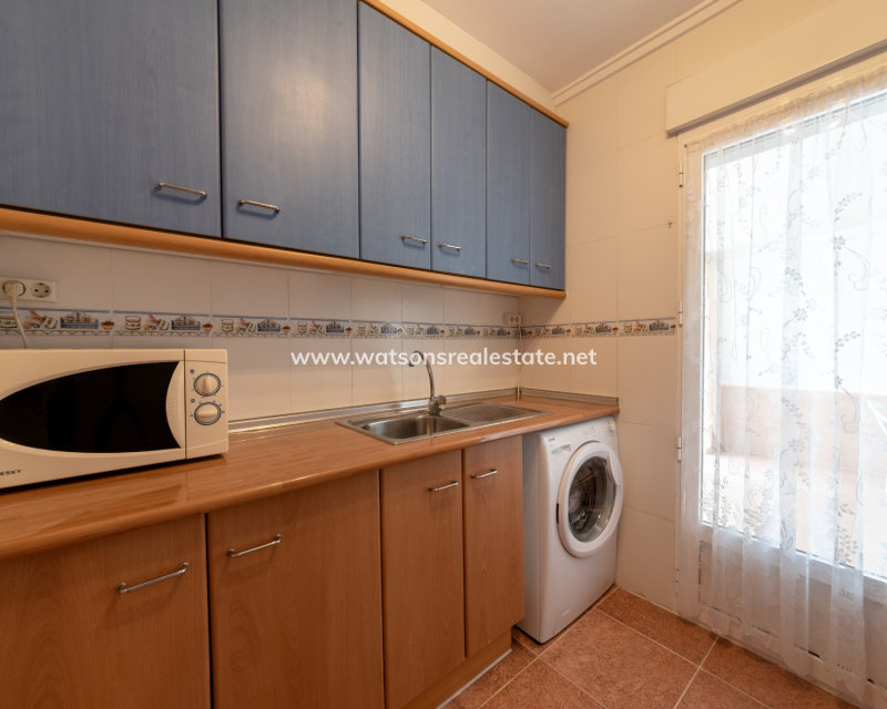 Resale - Quad - Urb. La Marina