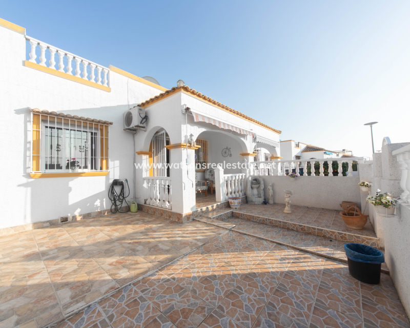 Resale - Quad - Urb. La Marina