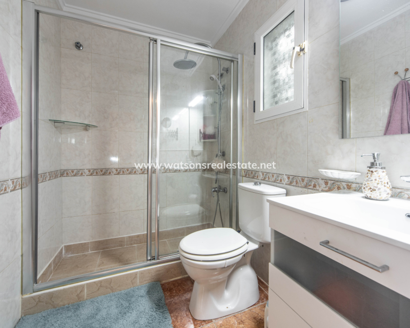 Resale - Quad - Urb. La Marina