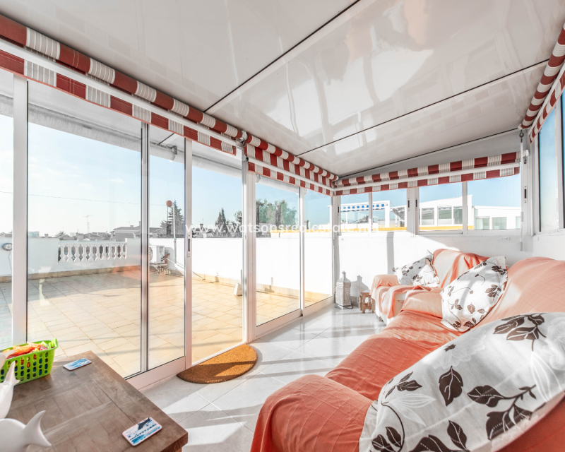 Resale - Quad - Urb. La Marina