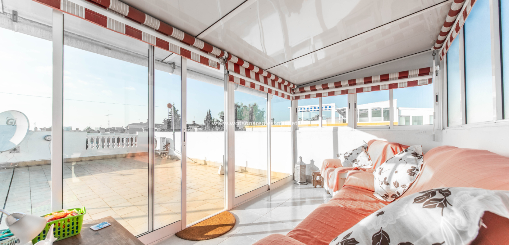 Resale - Quad - Urb. La Marina