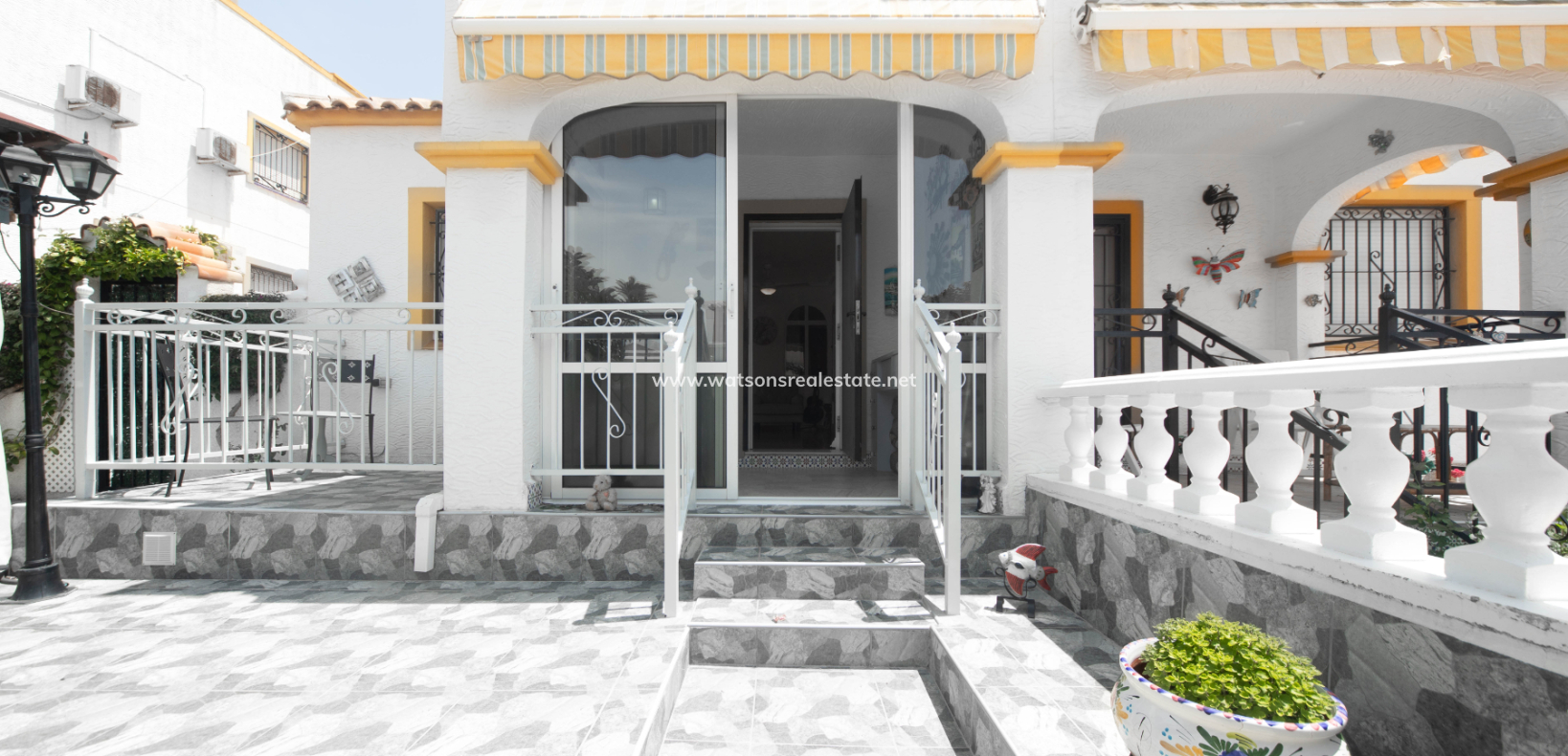 Resale - Quad - Urb. La Marina
