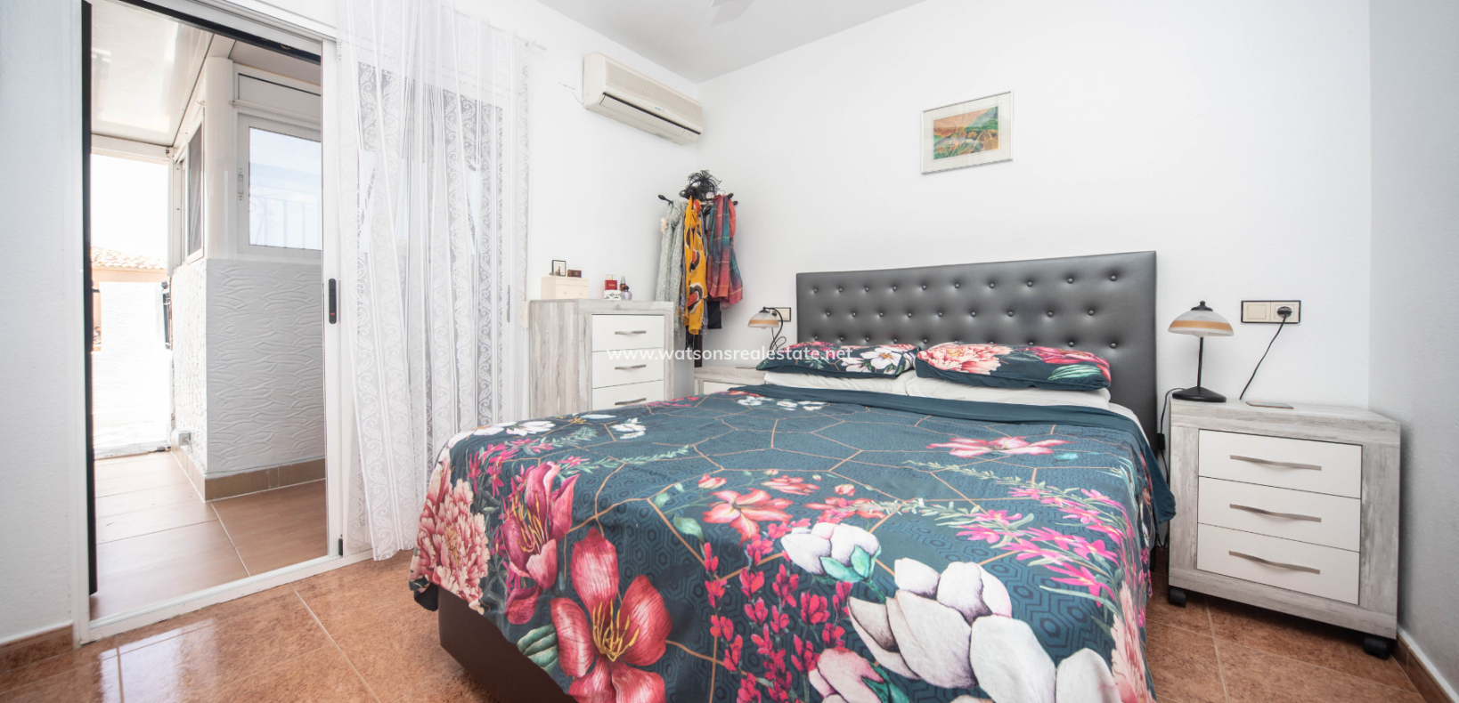 Resale - Quad - Urb. La Marina