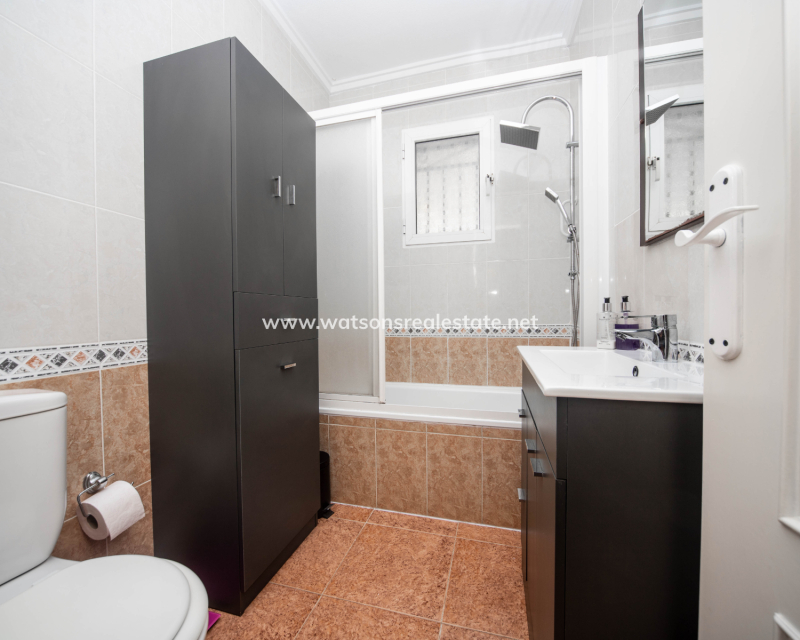 Resale - Quad - Urb. La Marina