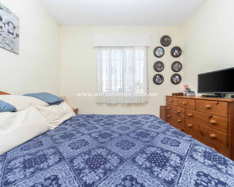 Resale - Quad - Urb. La Marina